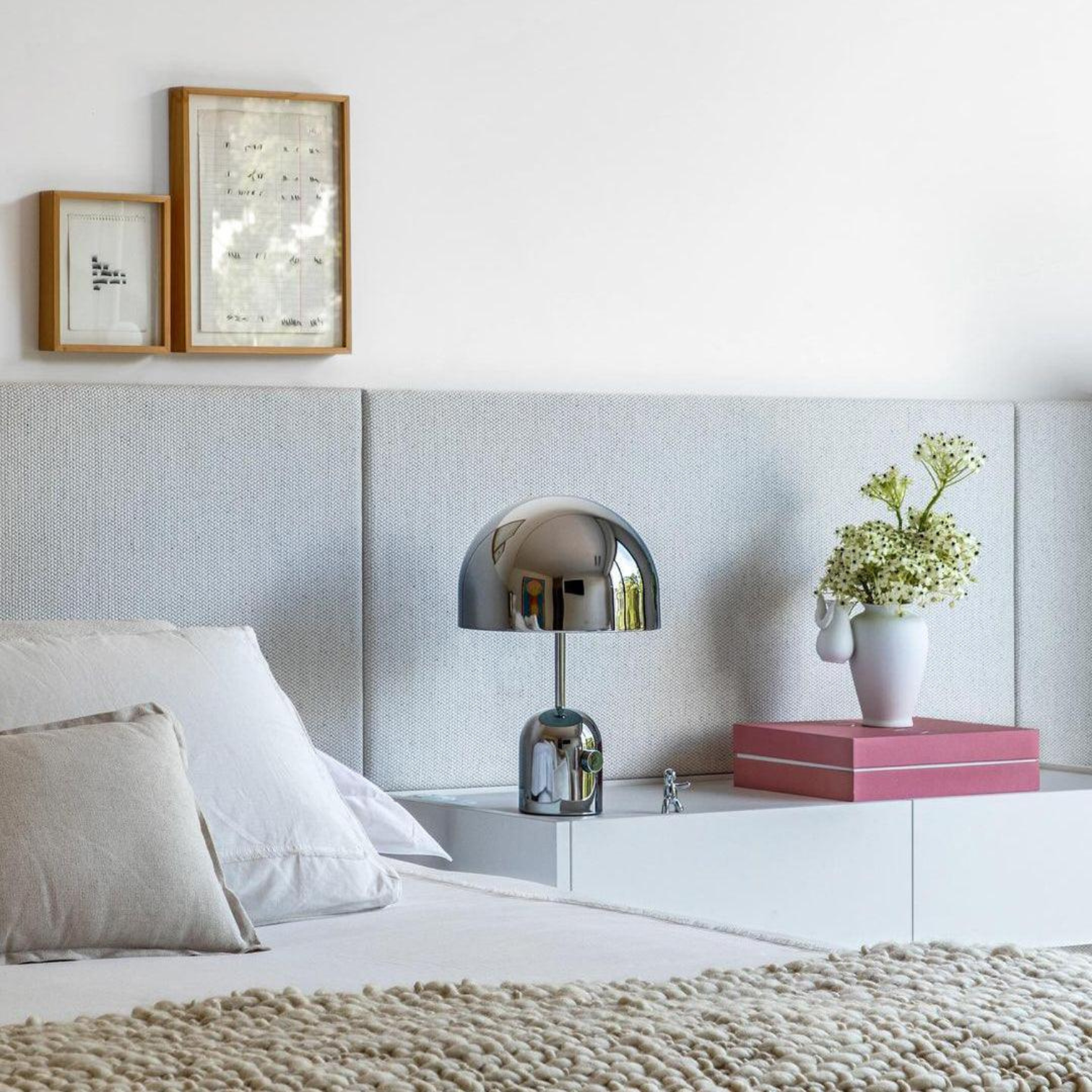 Arched Metal Table Lamp with Dimmable Warm Light