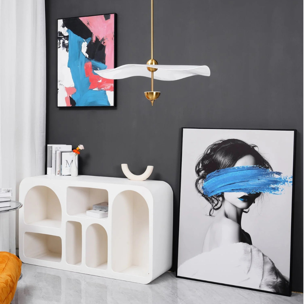 Lotus-Inspired Pendant Light – Modern Adjustable Ceiling Lamp