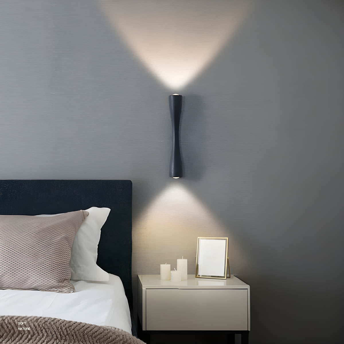 Slim Hourglass Wall Lamp in Aluminium & LED