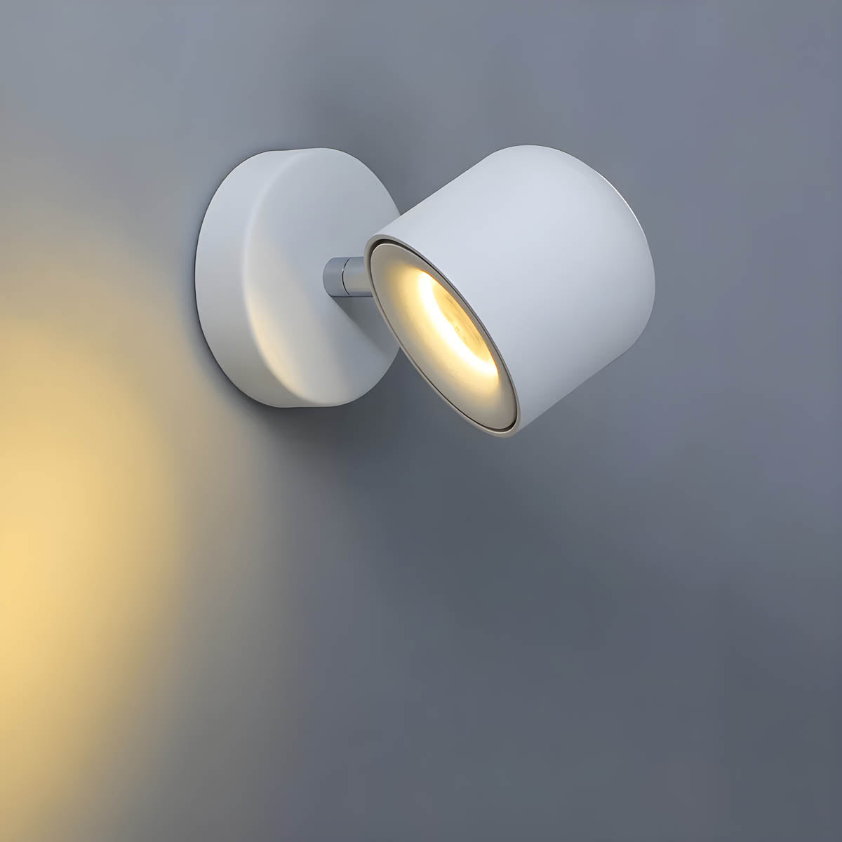Adjustable 340°/90° Wall Reading Light