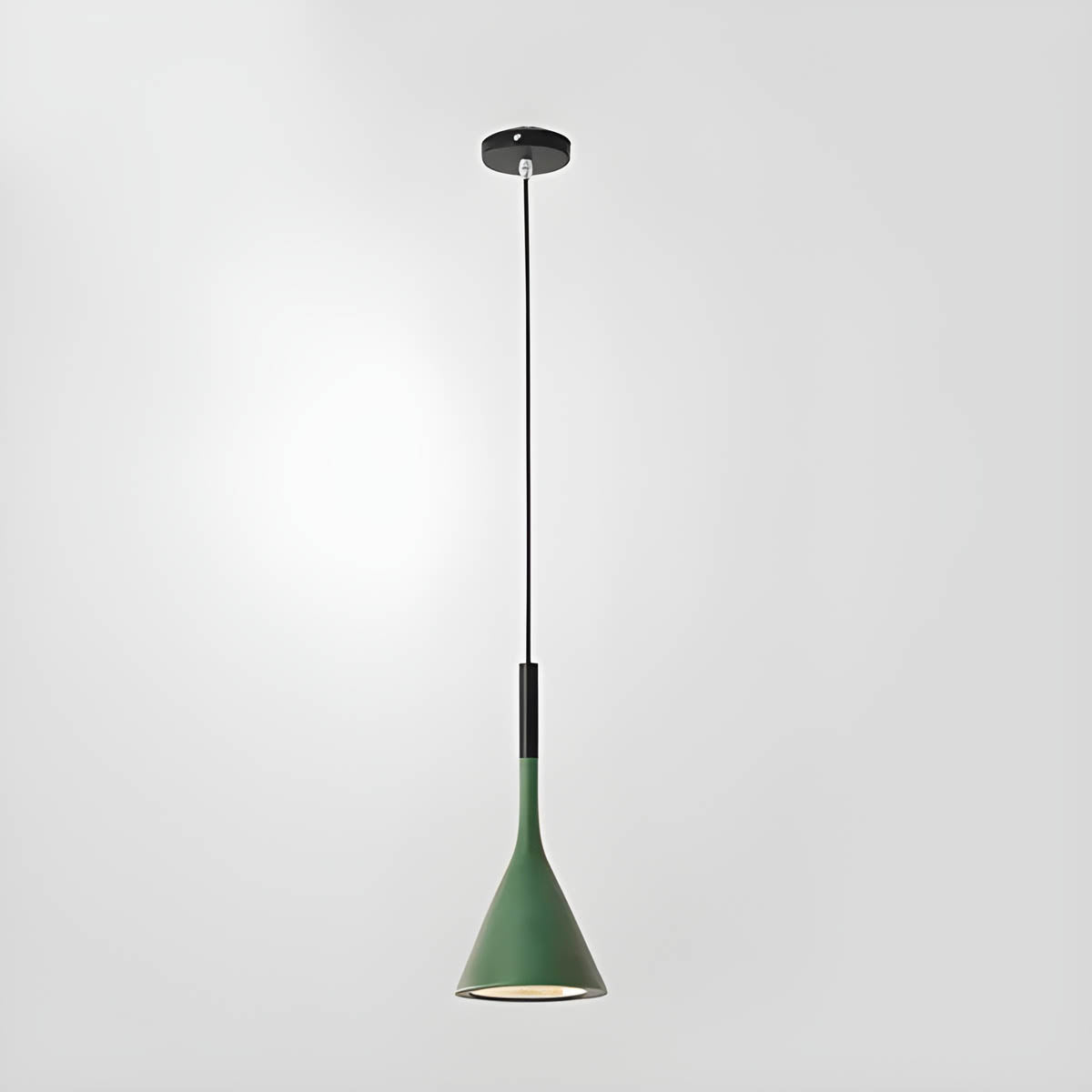 Slim iron & aluminium pendant light
