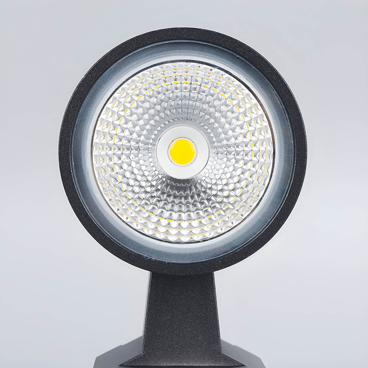 IP65 Cylinder LED Wall Light – Aluminium