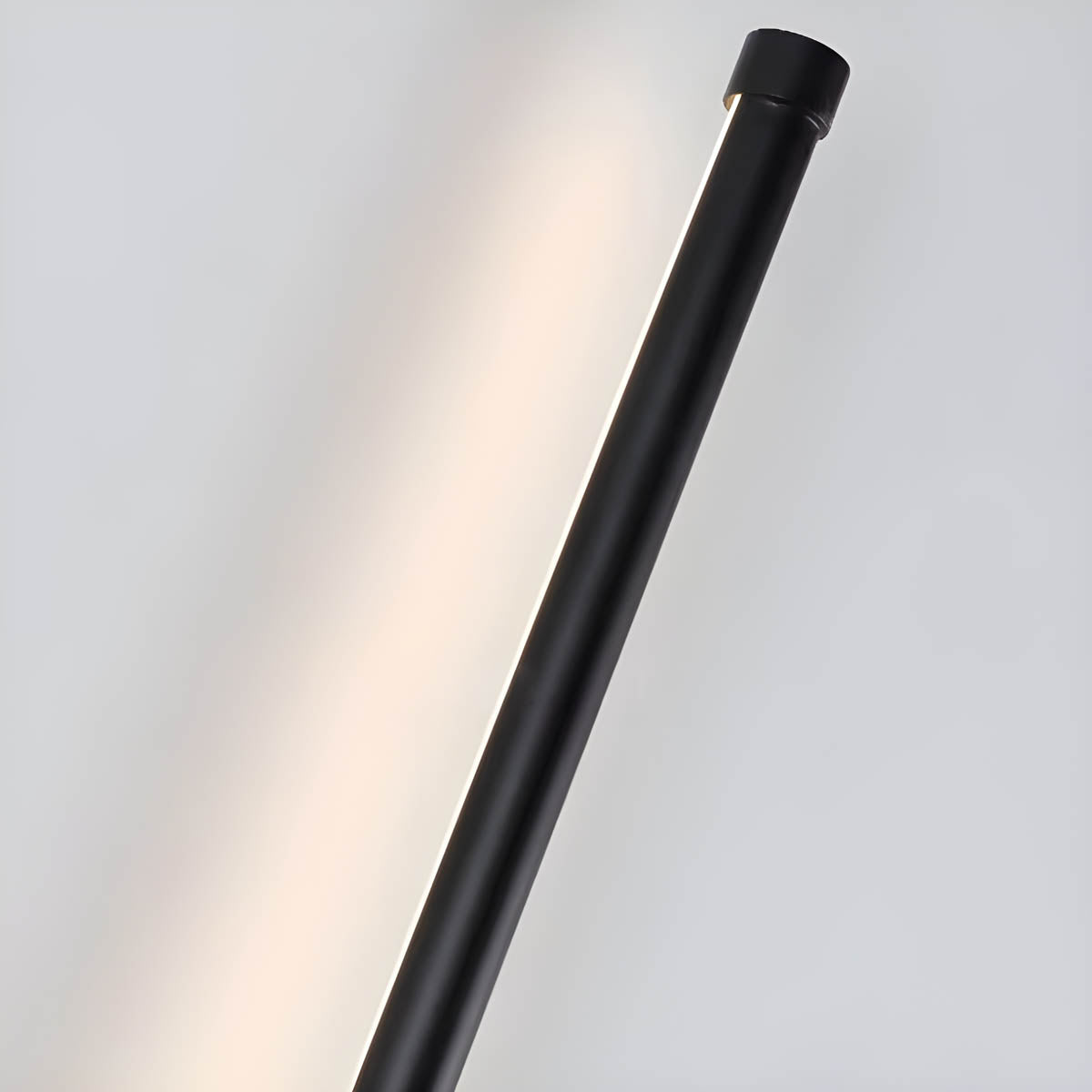 Aluminium-Silicone-Iron Wall Light