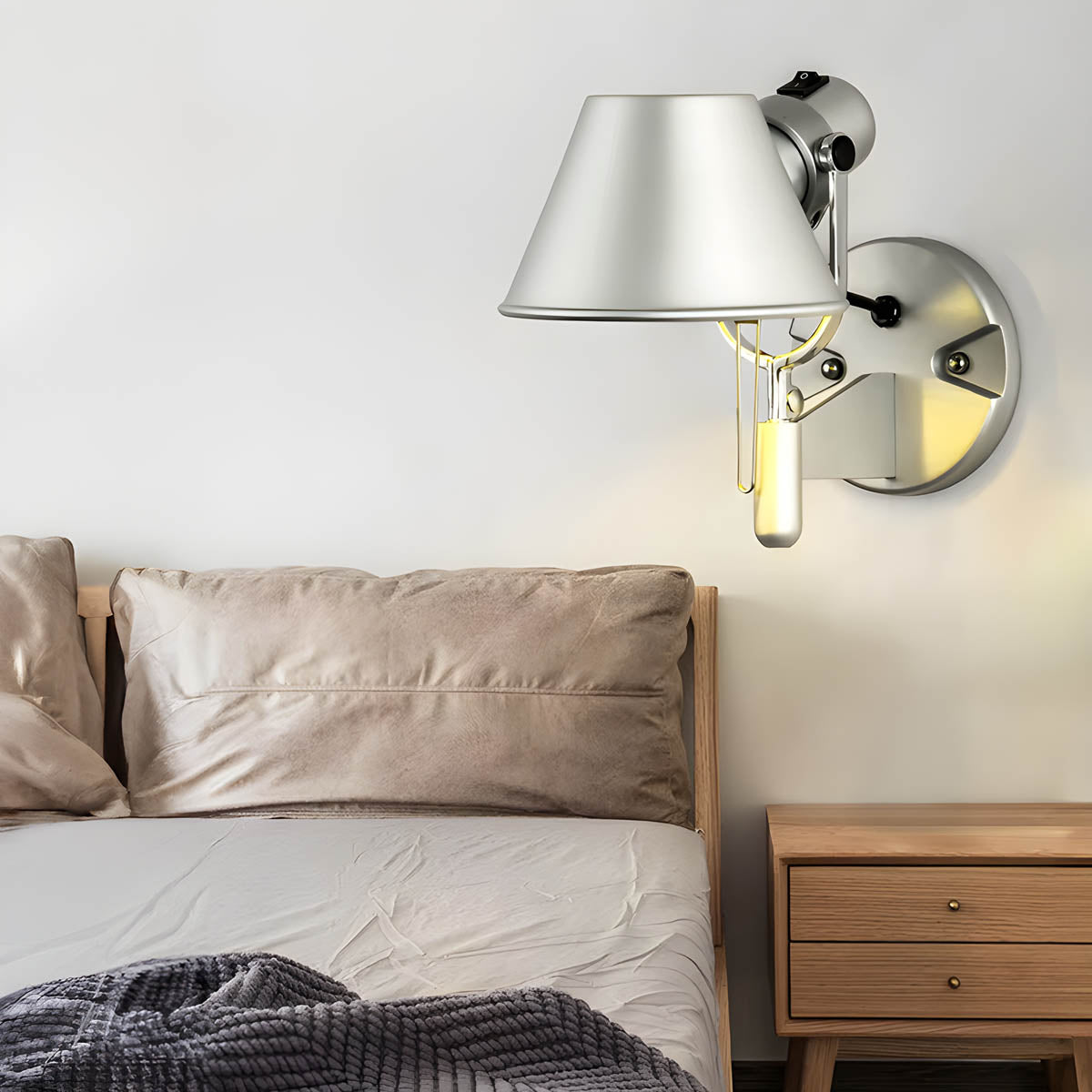 Adjustable Aluminium Wall Light
