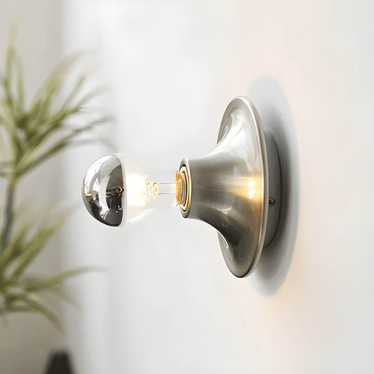 Iron wall light E27 vintage-disc shade