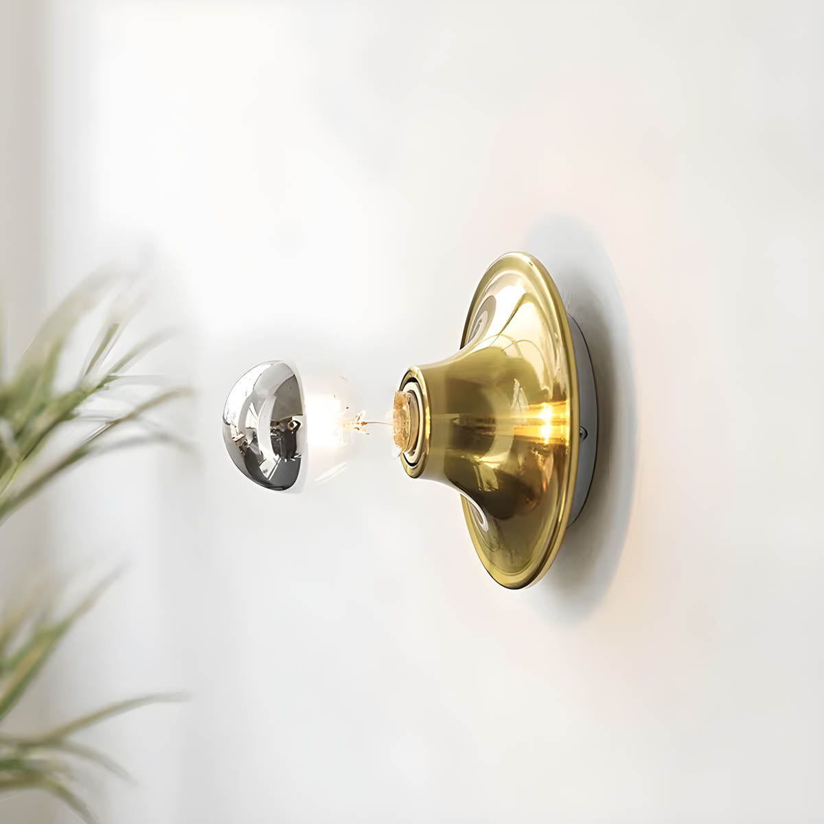 Iron wall light E27 vintage-disc shade