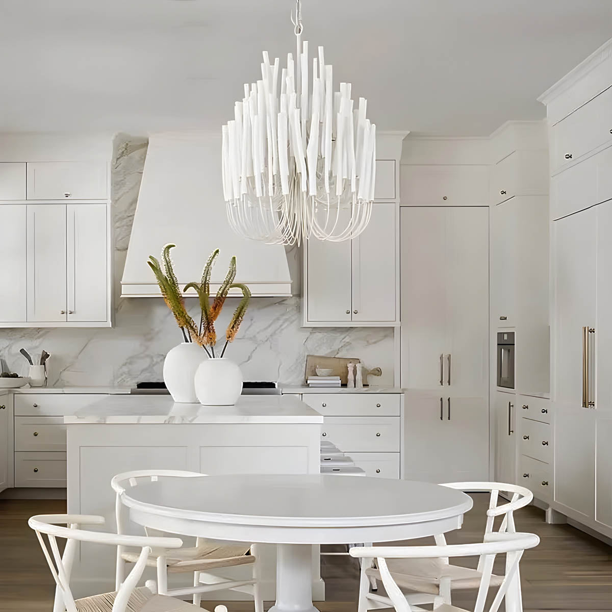 Iron and wood chandelier – modern candle design