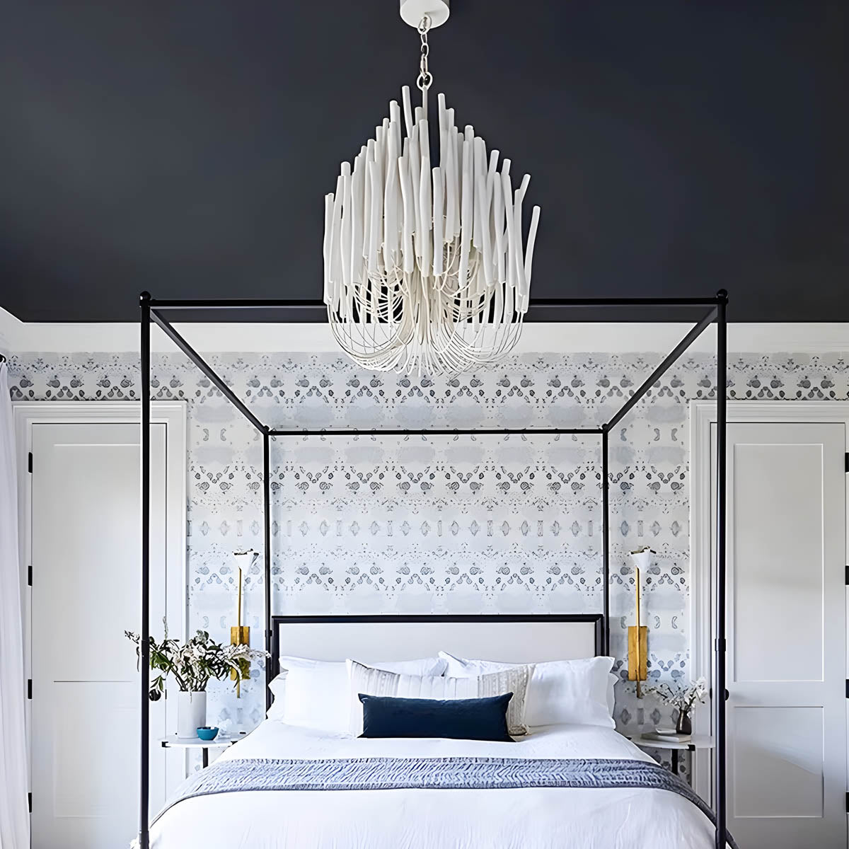 Iron and wood chandelier – modern candle design