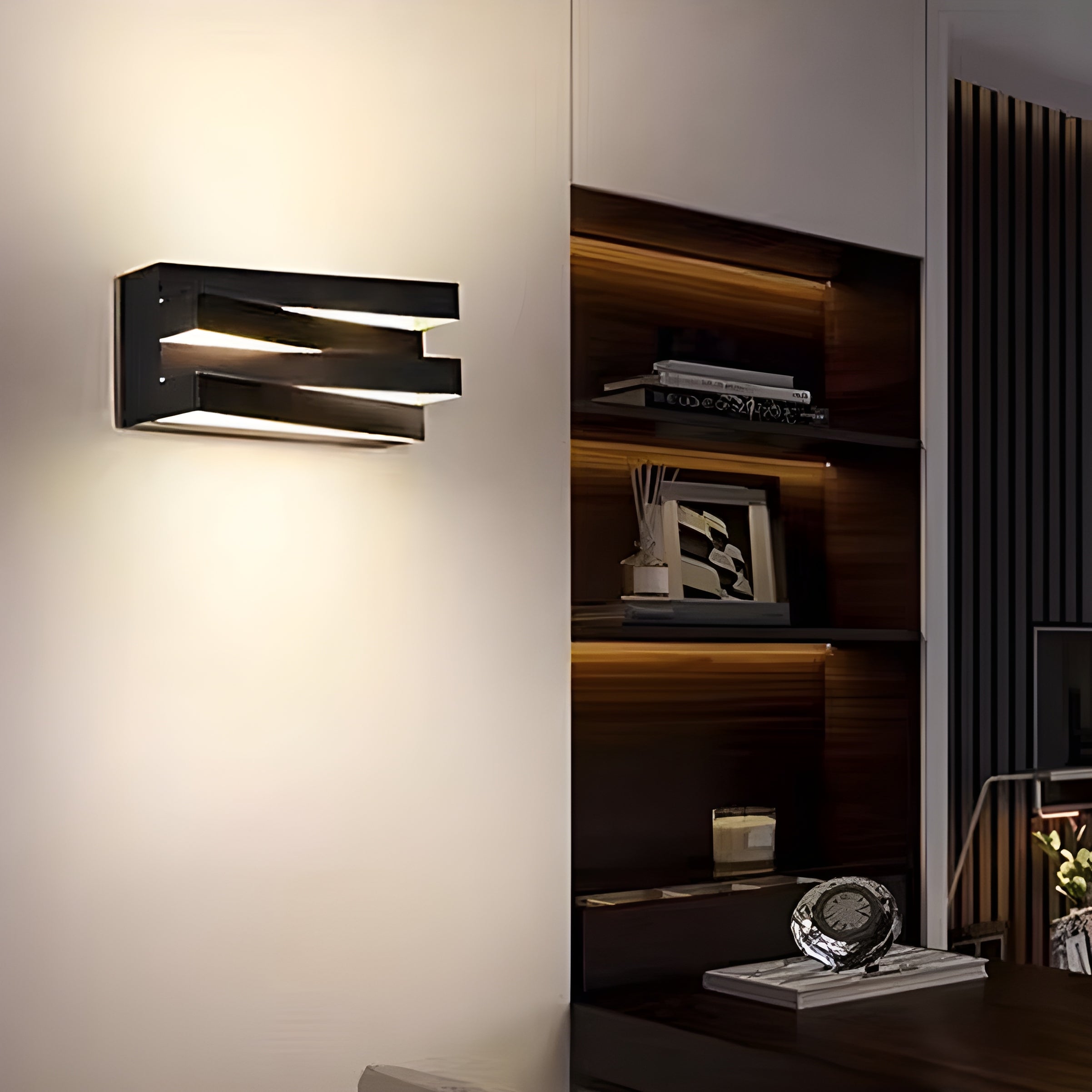 Exterior Wall Light - Aluminium & Borosilicate Glass Outdoor LED