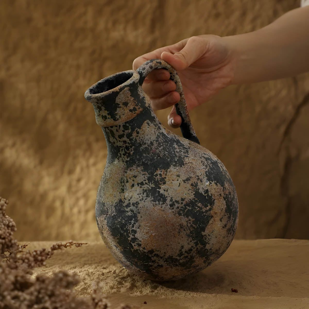 Rustic Weathered Ceramic Vase — Stone Finish Decorative Centrepiece