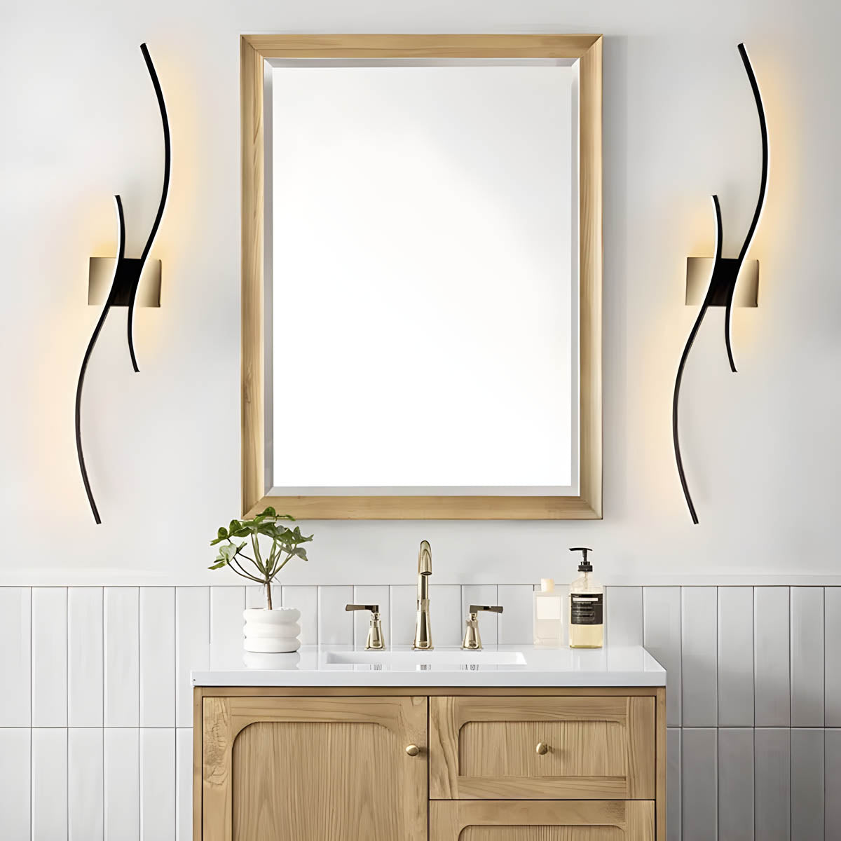 Modern Sculptural LED Wall Light – Aluminium