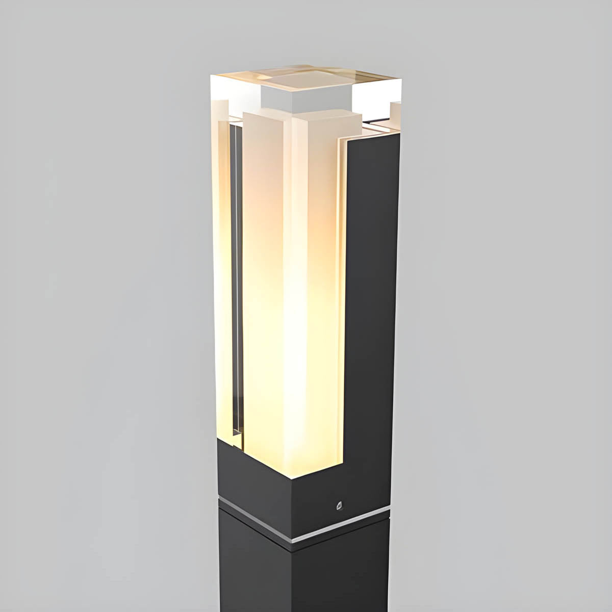 Aluminum LED lawn light range, solid or spike base