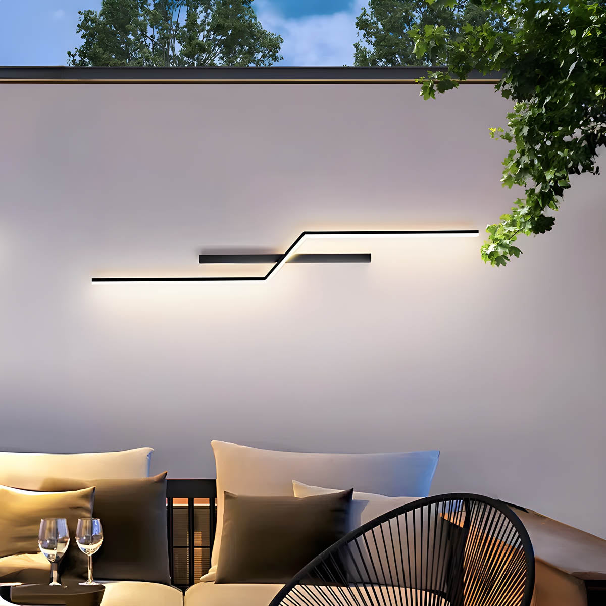 Modern Waterproof LED Wall Light – Aluminium & Silicone