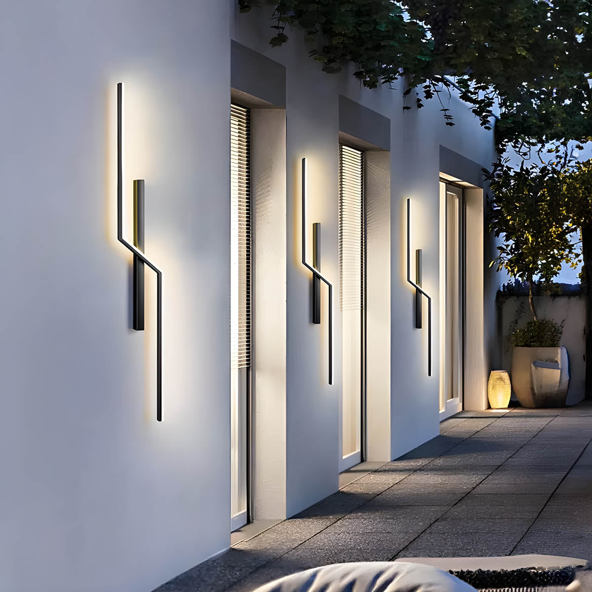 Modern Waterproof LED Wall Light – Aluminium & Silicone