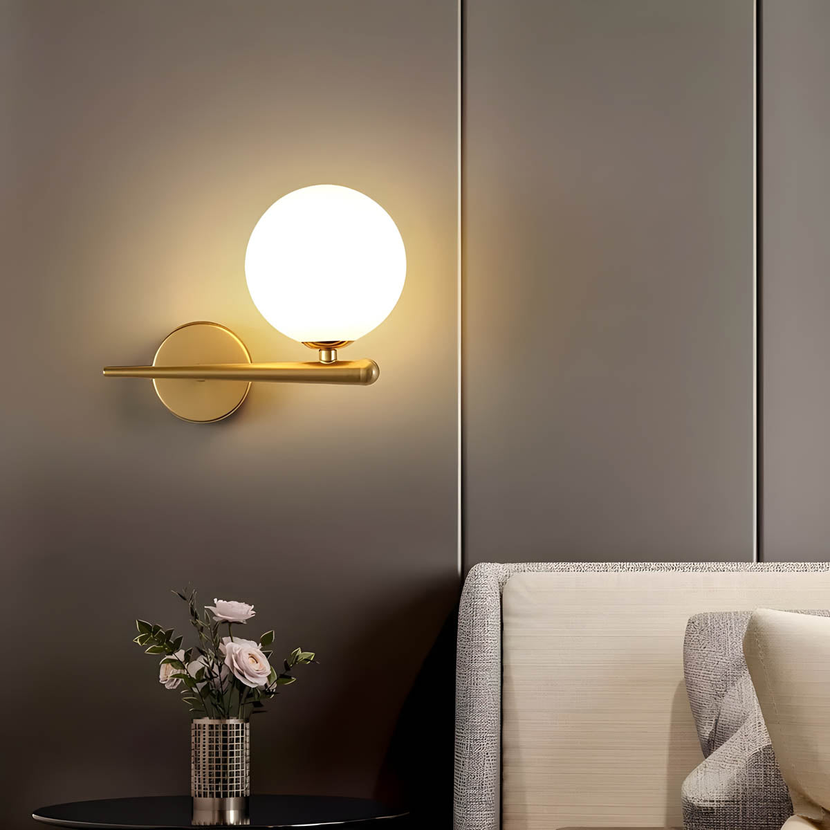 IGNIS Iron & Glass Wall Light